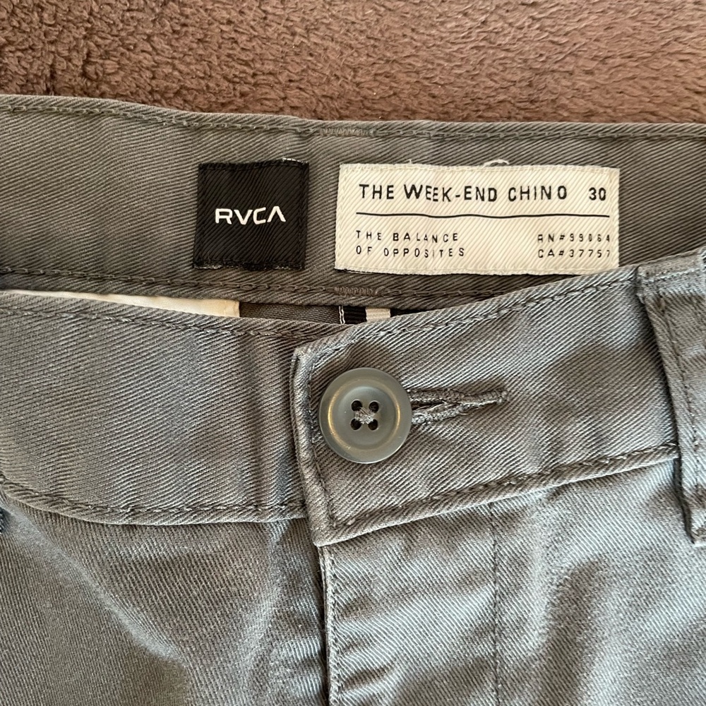 RVCA Men's Flat Front Shorts - Tan and Gray - Picture 6 of 7